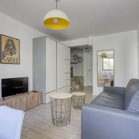 Appartamento Charming In The Heart Of The 19th *