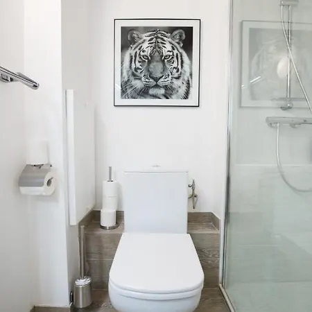 Appartamento Charming In The Heart Of The 19th Parigi